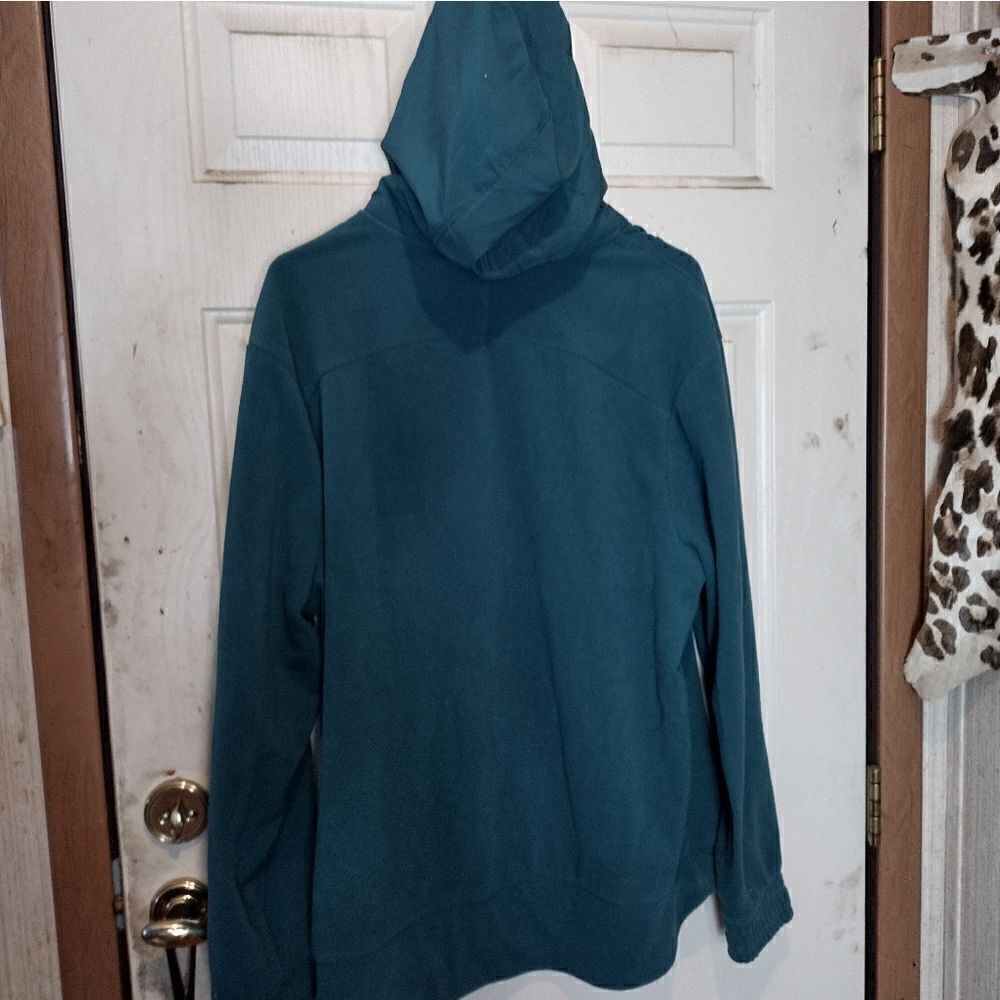 All in Motion pullover top - Picture 2 of 8